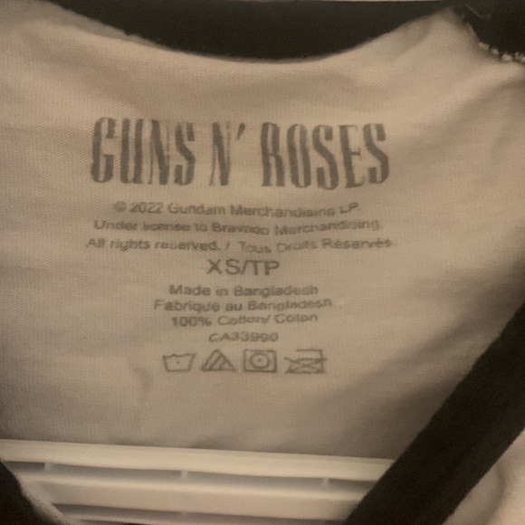 Navy blue and white Guns n’ roses cropped T-shirt - Picture 2 of 3